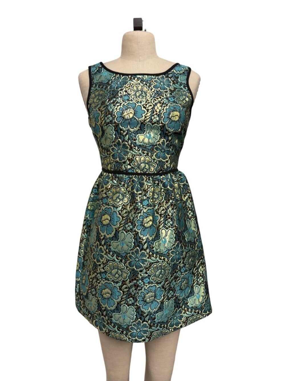 Floral Brocade Fit & Flare Sleeveless Mini Dress With Open Back And Zipper Closu
